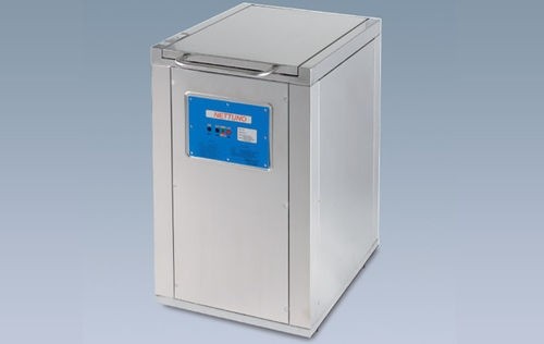 Aparat/spalator pentru curatare urinare/ bazinete